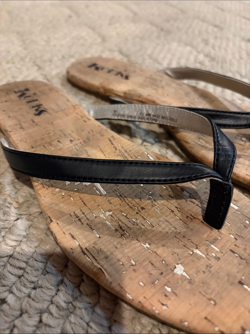 Kork-Ease Black Strap Cork Footbed Flip Flop - Picture 3 of 11
